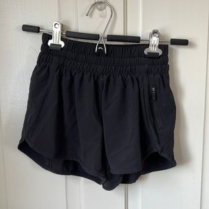 Black lululemon Tracker Short